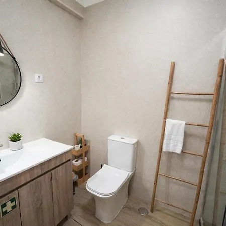 Cantinho Do Seculo - Sunny 2Br Near Bus Station
